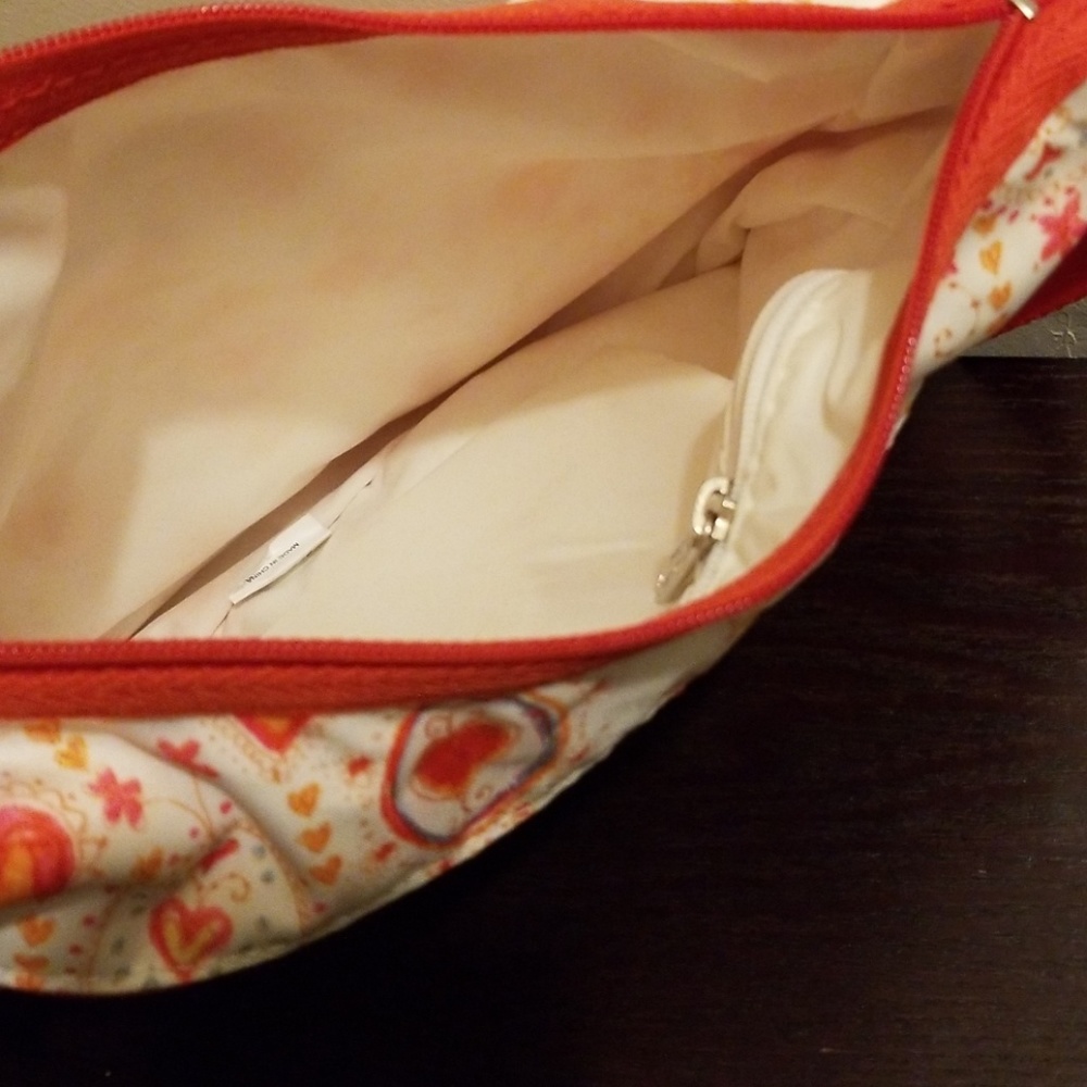 SALE:LeSportsac Crossbody - Picture 3 of 4